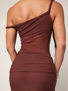 Silquee 女式夏季性感纯色不对称领口连衣裙 - 鏽棕色 - 查看 8