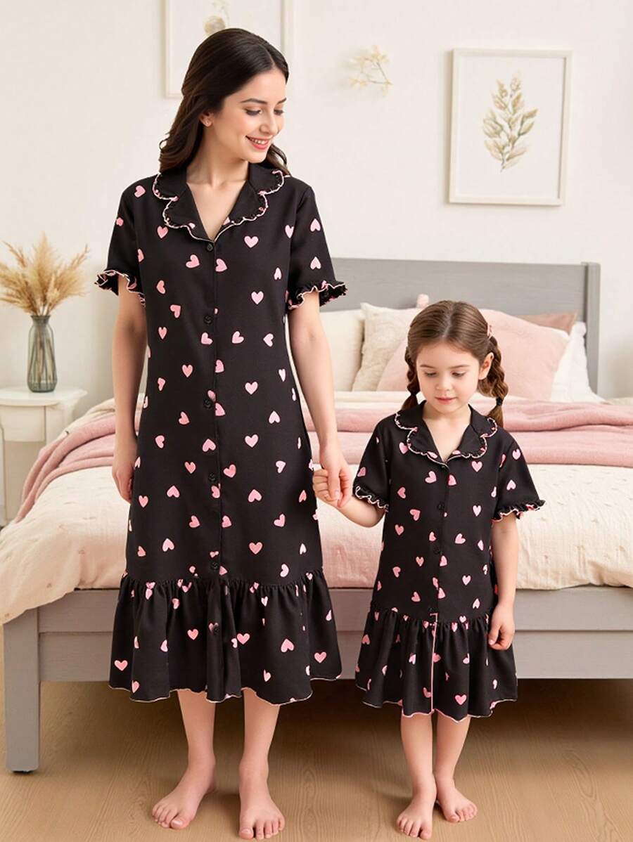 SHEIN Young Girls Summer Heart Print Ruffle-Collar Ruched Short Sleeve Nightgown Set - Black - View 1