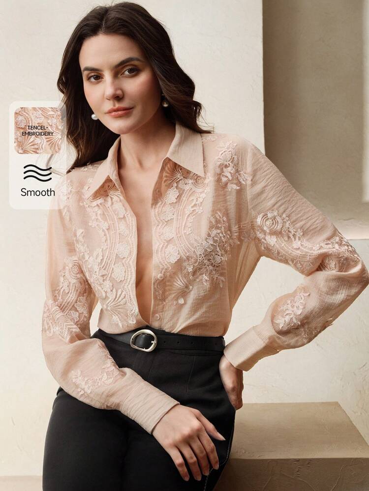 Blouse chiffon polyvalente de couleur nude élégante et Top de gamme avec broderie de dentelle jacquard de printemps