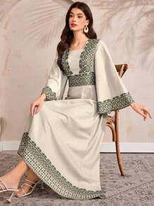 Al Najma 女士土耳其长裙和阿拉伯传统长裙，朴素的卡夫坦