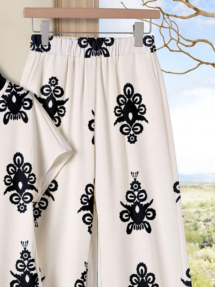 2pcs Set Women Retro Floral Pattern Fitted Casual Tops & Shorts, Suitable For Summer Suitable For Going Out
