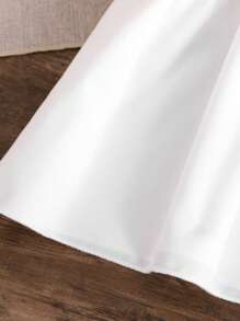 SHEIN Genkimix Kids 2件套女童可爱简约休闲荷叶边无袖上衣和时尚铆钉牛仔裤套装