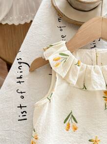 SHEIN LMoss Kids Babygirl 花卉印花荷叶边无袖上衣和松紧腰裤两件套套装，夏季度假 - 彩色 - 查看 4