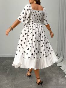 Celure Vestito oversize a maniche corte con fessure e ampia gonna