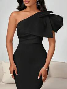 SHEIN Lady 春夏优雅白色连衣裙女士情人节派对舞会礼服婚礼宾客礼服女士新年礼服女士生日服装女士大蝴蝶结设计斜肩修身短款休闲连衣裙 - 黑色 - 查看 5