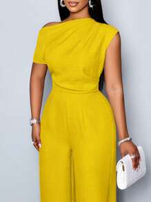 SOLERSUN 大码女装四季女装通勤优雅日常旅行休闲简约纯色露肩不对称领口肩部褶皱短袖阔腿连体裤 - 黃色 - 查看 3