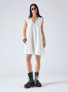 LYSMO 女款學院風白色百褶迷你洋裝 - 2025 春夏新品 - 白色 - 查看 4