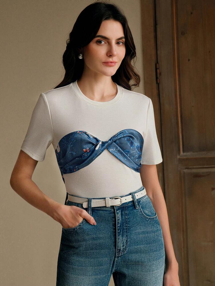T-shirt à manches courtes avec imprimé devant et nœud dans le dos, col rond pour femmes. Top polyvalent décontracté pour l'été, les festivals, les vacances, les sorties élégantes, la plage