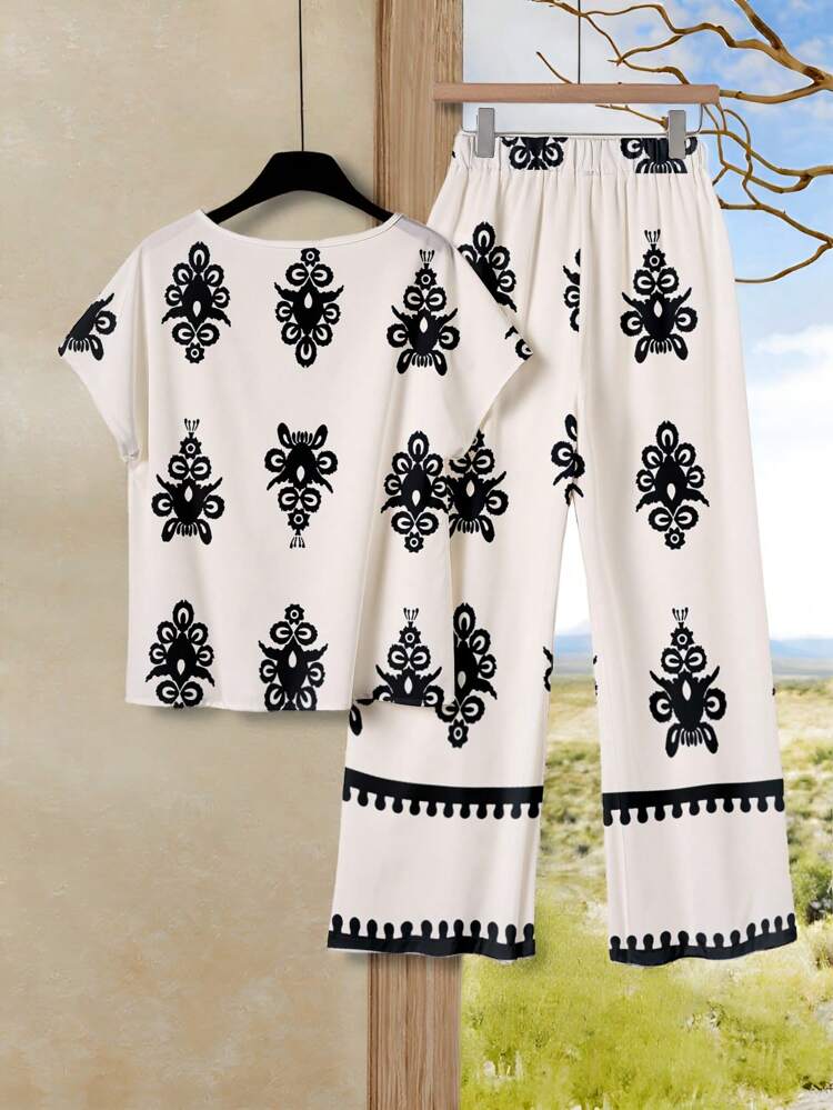 2pcs Set Women Retro Floral Pattern Fitted Casual Tops & Shorts, Suitable For Summer Suitable For Going Out