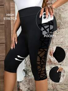 SHEIN LUNE Plus Size Capri Leggings: Casual Black Knitted Cropped Leggings With Lace Panel Detailing And Pockets - Black - View 1