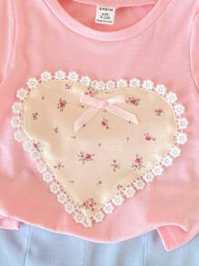 SHEIN 2pcs Baby Girls Ditsy Floral Heart Print Tee And Bowknot Design Crop Top Set, Sweet And Cute, Spring/Summer