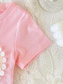 SHEIN 2pcs Baby Girls Ditsy Floral Heart Print Tee And Bowknot Design Crop Top Set, Sweet And Cute, Spring/Summer