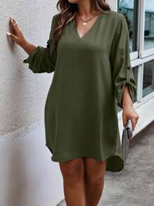 SHEIN LUNE Plus Size Women V-Neck Bell Sleeve Loose Straight Dress Fall Cloth For Women - Army Green - View 4