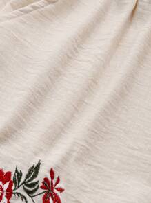 Sweetra 女士度假风格刺绣花卉腰带休闲短裤 - 杏色 - 查看 3