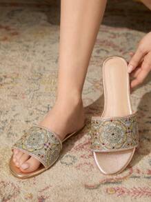 CUCCOO TILAWA Women's Summer Rhinestone Baroque Graphic Round Toe Flat Elegant Casual Minimalist Resort Gold Flat Sandals & Slippers For Beach, Holiday, Afternoon Tea