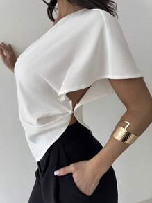Firerie 女士春夏休闲优雅办公及婚礼宾客着装，不对称下摆纹理单肩收腰上衣，毕业典礼、教师节、返校季等场合皆宜。 - 白色 - 查看 8