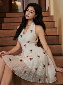 Modelyn فستان قصير للنساء، عصري وأنيق، مطرز بزخارف زهرية، بظهر مكشوف وياقة حول الرقبة، موسمي وصيفي - أبيض - مشاهدة 4