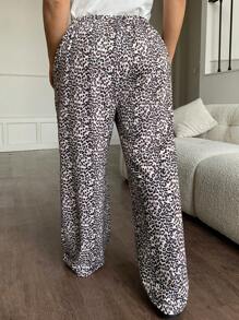 Dazy Plus Elastic Waist Loose Straight Leg Leopard Print Casual Pants, Spring/Summer - Black - View 2