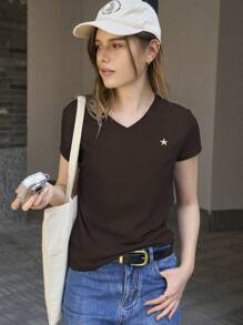 Jouncy Women Casual Star Print V-Neck Short Sleeve T-Shirt, Summer - Coffee Brown - View 5