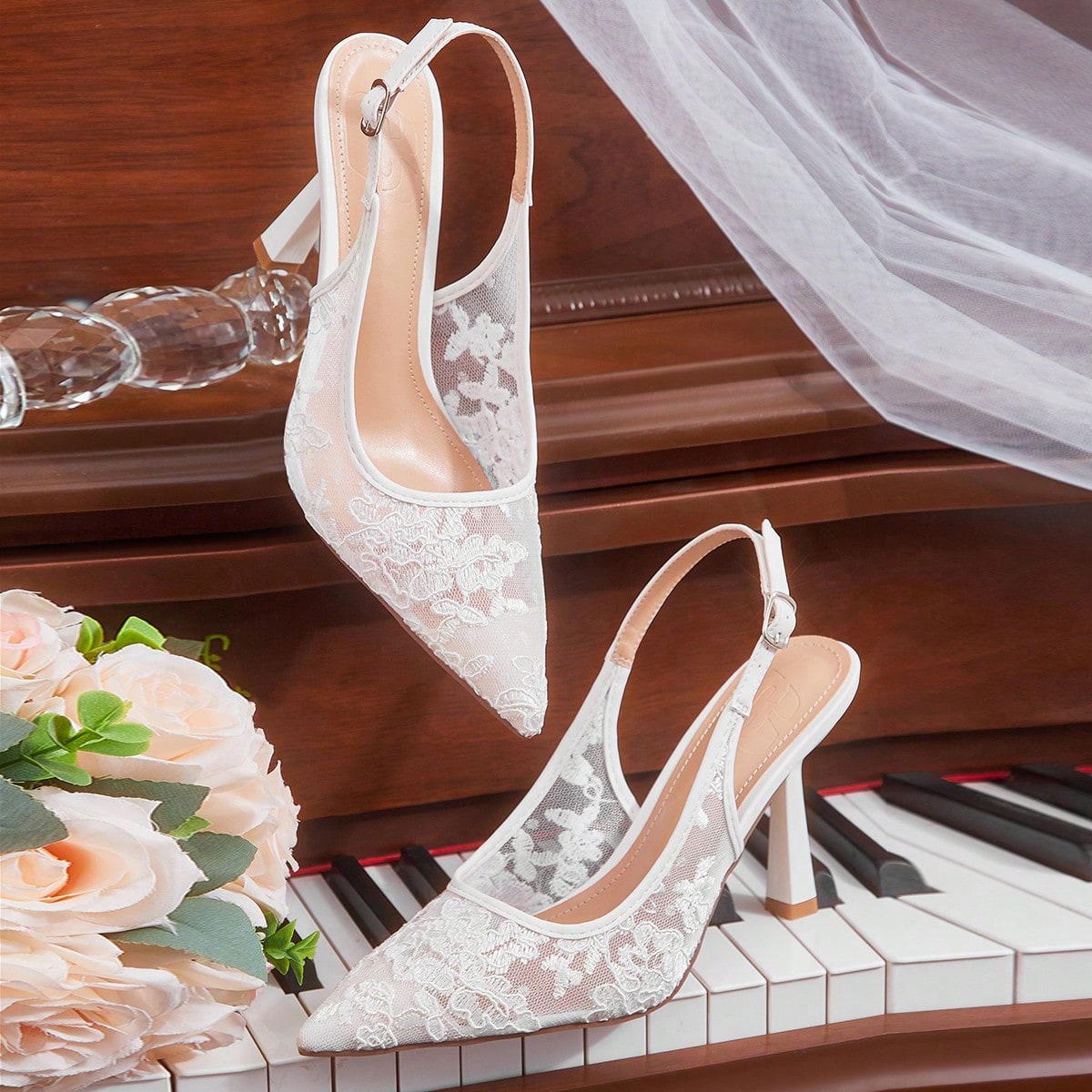 Zapatos de tacón alto con punta puntiaguda, bordados con encaje, elegantes y románticos, bombas blancas para damas, tacones para ocasiones de boda y