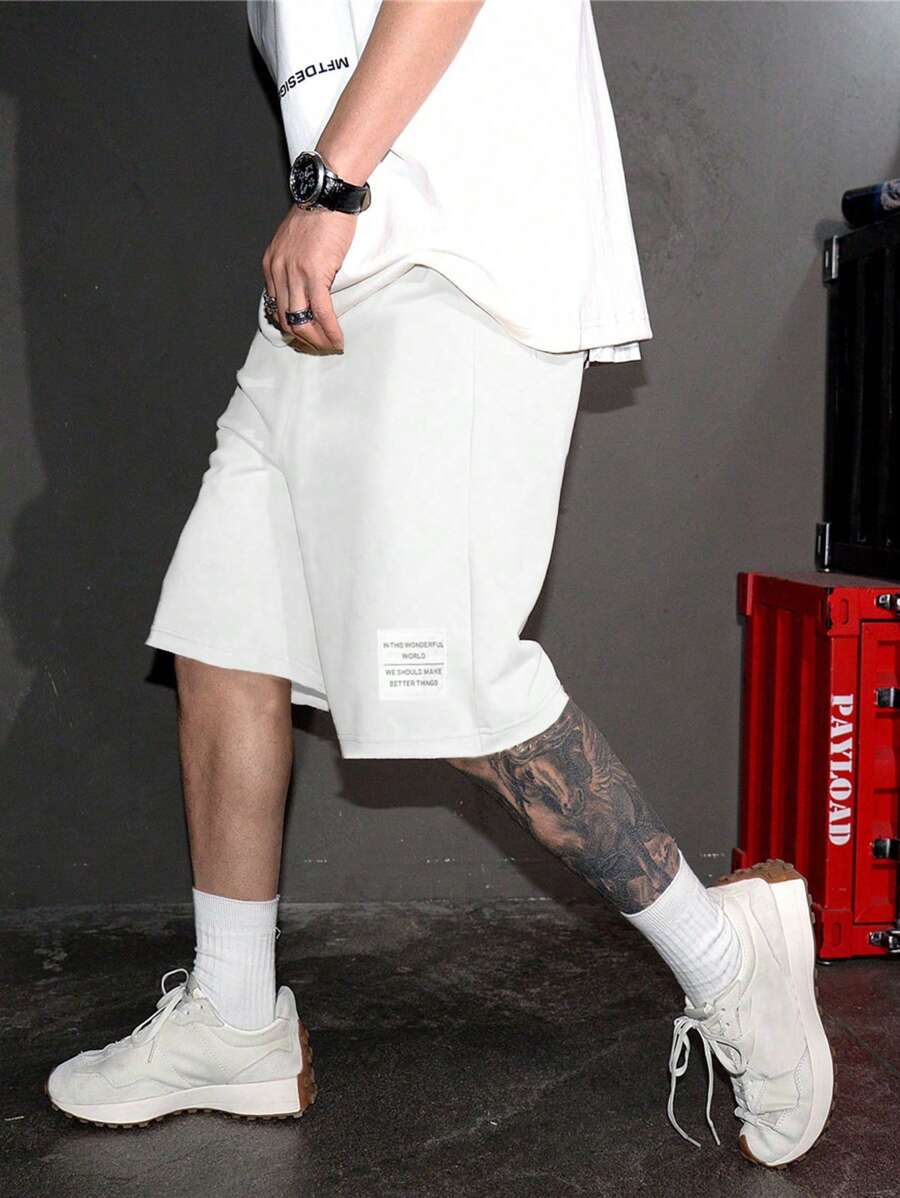 Manfinity Hypemode Men's Loose Fit Letter Patch Detail Drawstring Waist Shorts, Streetwear - White - View 1