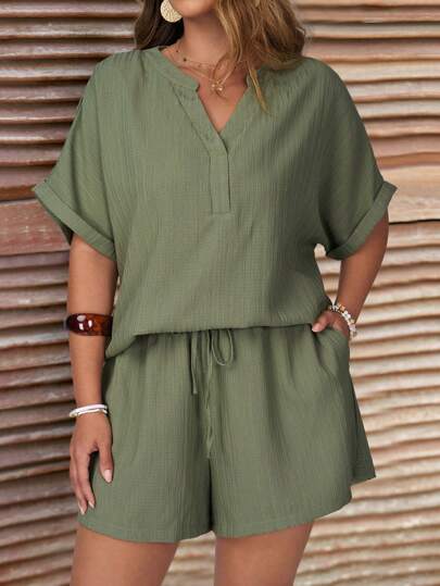 EMERY ROSE Conjunto de 2 Peças com Camisa Morcego de Pescoço Chanfrado Sólida e Shorts para Férias Casual Plus Size