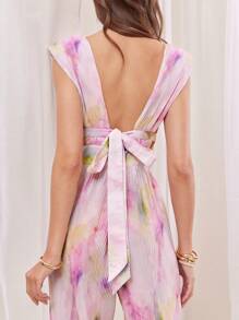 L'Amorae Bộ đồ liền thân bằng vải satin xếp ly họa tiết hoa màu hồng dành cho nữ, cổ chữ V sâu, buộc dây sau lưng và ống quần rộng - Nhiều màu - Xem 2