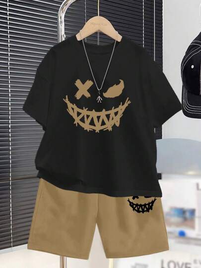 SHEIN 2 件套青少年男孩休闲简约圆领短袖 T 恤和短裤套装，适合夏季