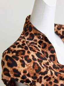 SHEIN Unity Leopard Print Short Sleeve Shirt, Fitted Design, Waist Cinching, Slimming, Chic European Style, Spring Summer - Brown - View 3