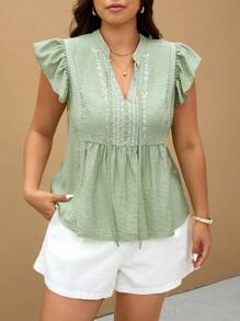 Elaquor Plus Size Women's Holiday Botanical Pattern Tie Neck Cap Sleeve Blouse - Green - View 6