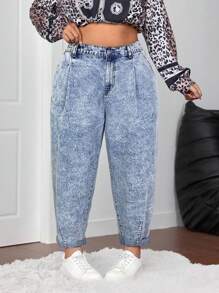 SHEIN EZwear EZwear Plus Size Black Tapered Capri Relaxed Fit Jeans Women High Waist Plicated Detail Roll Hem Pants S Casual Commuter Pants - Light Wash - View 6