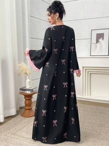 Yasmyna 女士蝴蝶印花喇叭袖阿拉伯长袍开衫，端庄长袍 - 黑色 - 查看 3