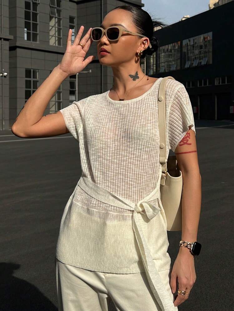 Women Solid Color Form-Fitting Short Sleeve Belted Lightweight Holiday Casual Knitted Top, Summer