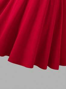 女童红色纯色短袖连衣裙，年轻女士红色串珠泡泡袖连衣裙，露背蝴蝶结设计，时尚甜美复古风格，优雅公主裙