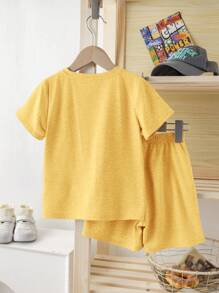 SHEIN 2pcs/Set Youth Boys & Girls Casual Sports Cute Letter Graphic T-Shirt & Shorts Set, Comfortable All-Match Versatile Outfit For School, Outings, Fall Season