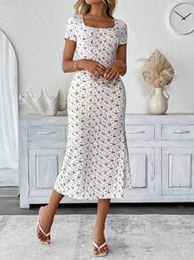 SHEIN LUNE Langer schwarzer Blümchen-Strickkleid mit quadratischem Ausschnitt, Lässig, süß und romantisch