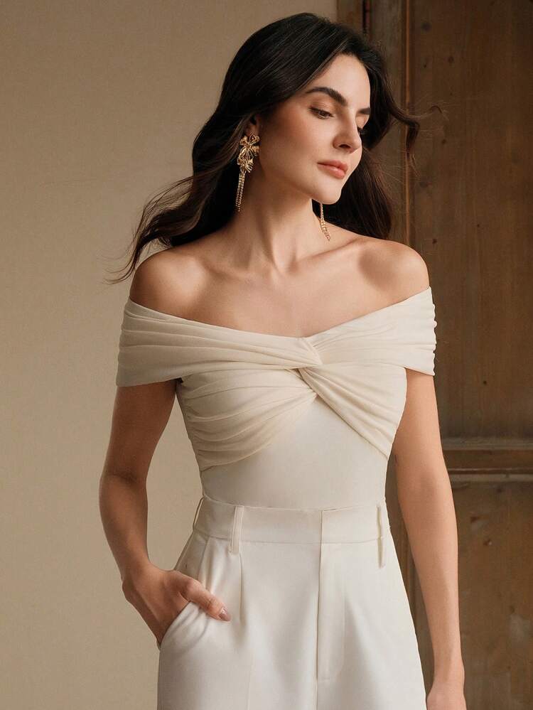 Top con hombros descubiertos elegante y de moda con detalle de retorcido, adecuado para verano, playa, festival, días festivos y uso casual