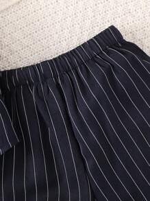 2pcs/Set Young Boys Comfortable, Versatile, Fashionable, Cute Gentleman's College Style Vest And Shorts Two Pieces Set, Suitable For Spring And Summer Seasons, Suitable For Daily Life, Suitable For Sports, Suitable For Campus, Suitable For Gatherings, Suitable For Festivals, Suitable For Performances, Suitable For Photography, Suitable For Returning To School Season - Navy Blue - View 3