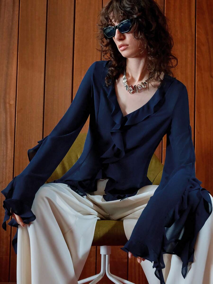 Arave Französische romantische leichte asymmetrische rüschenbesetzte locker sitzende Strickjacke für Damen