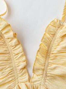 Sweetra 全新夏季太阳裙，优雅性感度假海滩度假村纹理面料深 V 细肩带荷叶边吊带连衣裙，收腰修身 - 黃色 - 查看 3