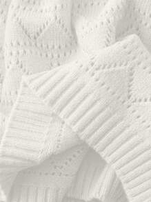 Breezaya 2pcs/Set Women Summer Hollow Out Knit Solid Color Round Neck Knitted Top And Knitted Shorts