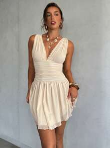 Aloruh 女士春夏时尚穿搭 音乐节 锐舞派对 锐舞派对服装 女士音乐节服装 乡村音乐会服装 音乐节服装 新款纯白低胸深V垂褶A字迷你连衣裙，派对/婚礼/度假/波西米亚风夏季女装 女士夏季服装 女士连衣裙 短款吊带裙 女士西部风服装 女士夏季连衣裙 白色连衣裙 女士白色连衣裙 度假波西米亚风，毕业礼服 - 白色 - 查看 8