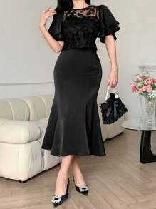 DAZY Women Floral Contrast Mesh Crew Neck Short Sleeve Fishtail Hem Dress, Elegant