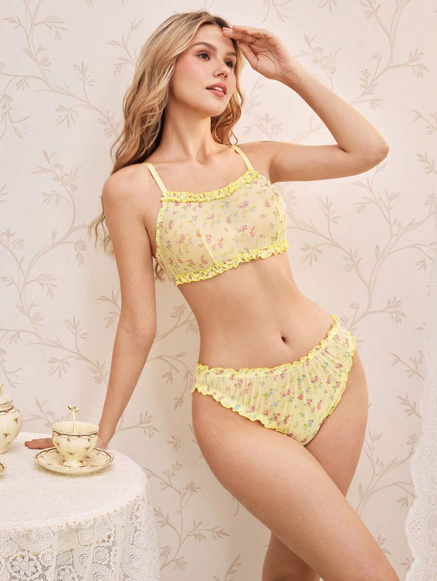 Pastoral Style Ditsy Floral Ruffled Hem Sexy Women Lingerie Set - Yellow - View 1