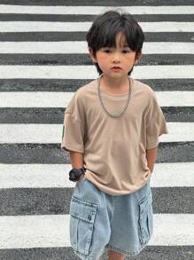 SHEIN 1 Piece 小男孩休闲运动学院街头可爱度假宽松日韩风圆领T恤后背字母适合返校适合生日派对、晚会、演出、婚礼、洗礼、开幕式日常适合日常穿着适合上学适合旅行适合运动适合春夏季节 - 卡其色 - 查看 2