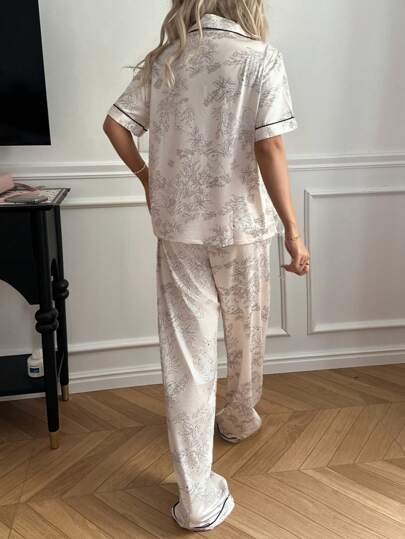 Bloemen Tree Rabbit Print Short Sleeve Pants Collar Pajama Set Cozy Elegante view 3