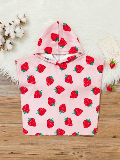 SHEIN Baby Girl Strawberry Pattern Hooded Comfortable Flannel Absorbent Robe, Pajamas, Blanket, Suitable For Various Seasons And Occasions Like Bathroom And Beach, Autumn/Winter