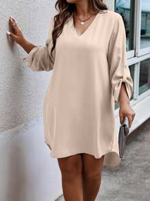 SHEIN LUNE 大码纯色V领优雅工作服长袖连衣裙 - 杏色 - 查看 3