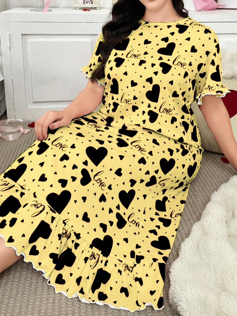 SHEIN 大码女式心形印花荷叶边短袖睡袍，Moo Moo 睡裙