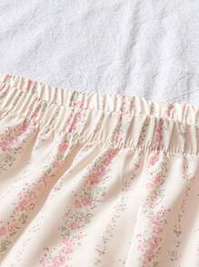 Flirla Set de 2 piezas Conjunto romántico con estampado de flor pequeña en talla grande - Multicolor - Ver 4